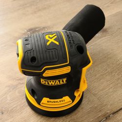 Dewalt 20v Orbital Palm Sander Brushless XR With Variable Speed Brand New Tool Only 