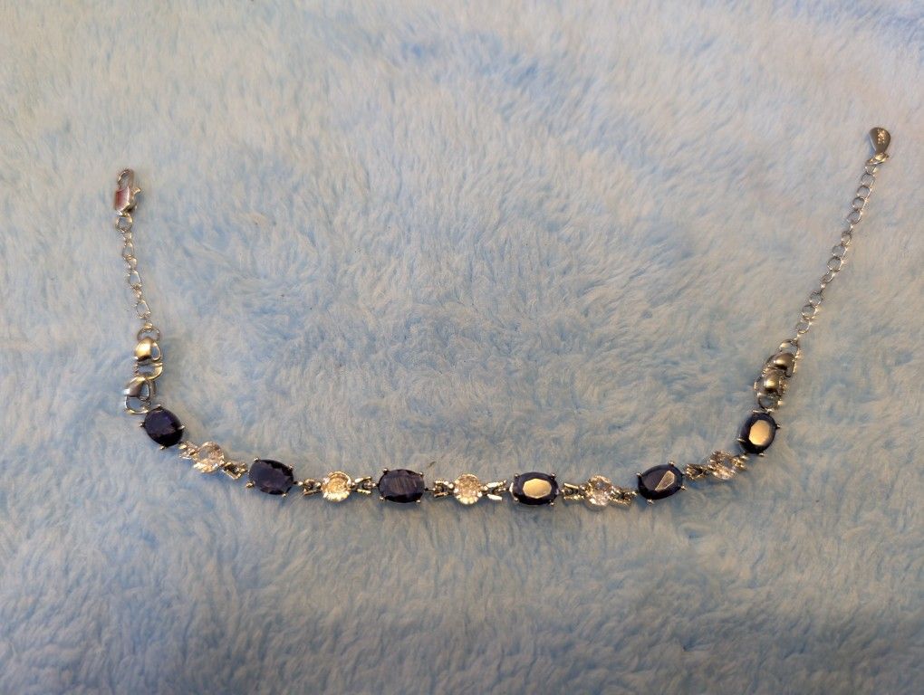 Women's 8 Inch Bracelet