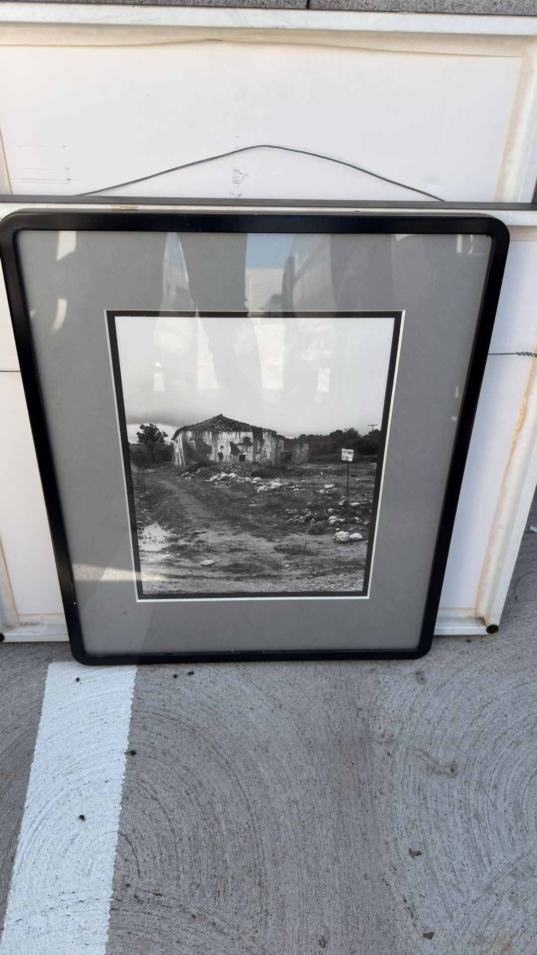 Vintage Black & White Photograph “Abandoned Farmhouse” – Framed Fine Art Print