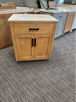 31” Bathroom vanity in wood color