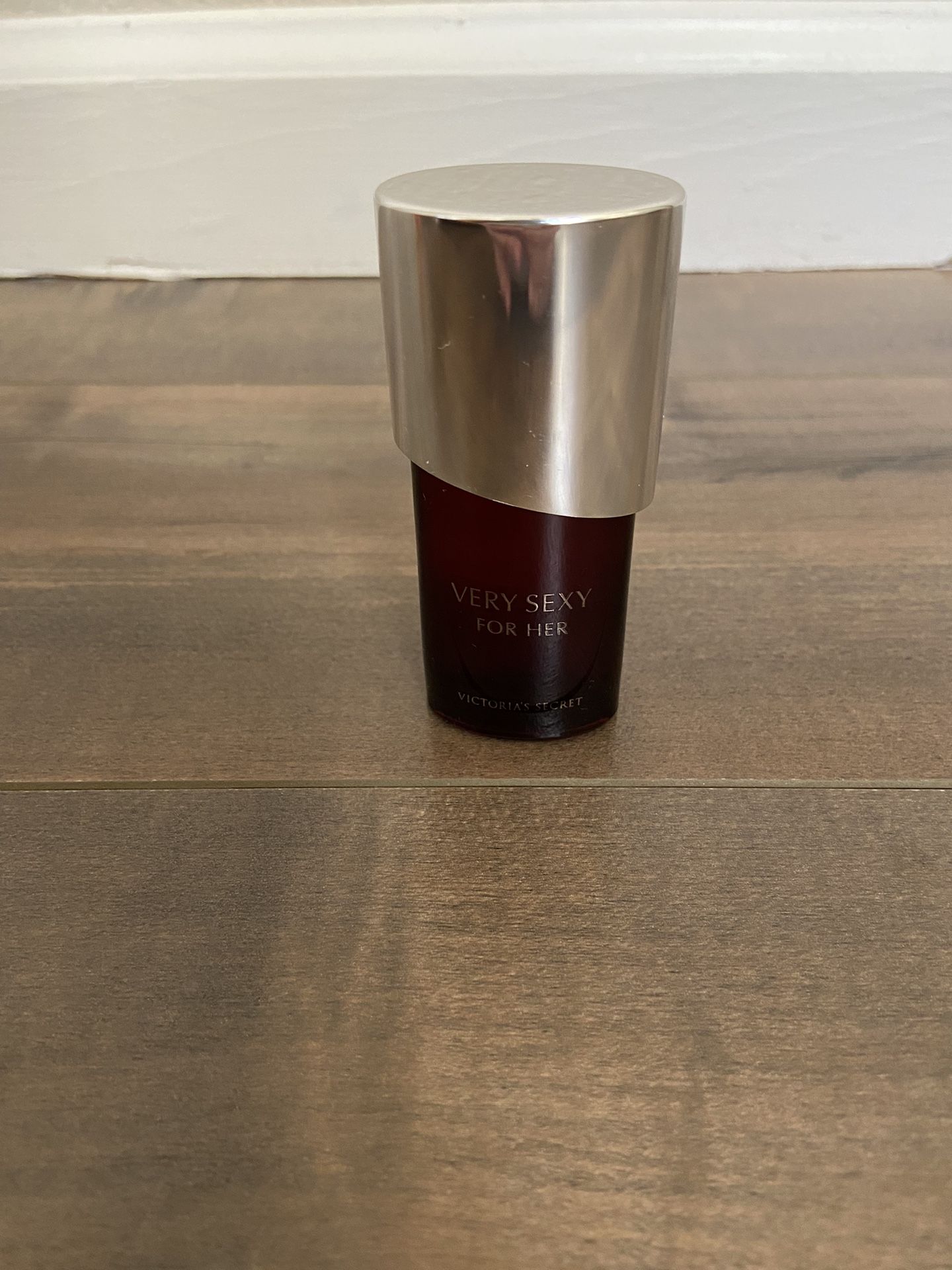 Victoria’s Secret Very Sexy For Her Eau De Parfum Spray .5oz Perfume