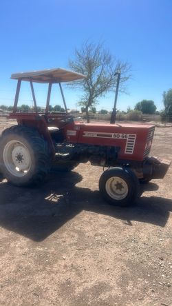 Hesston Tractor 80-66