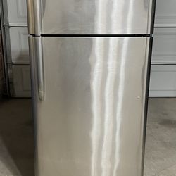 Frigidaire Fridge Refrigerator 