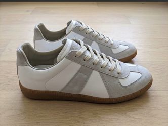 Maison Margiela Gats Low-Top Sneakers