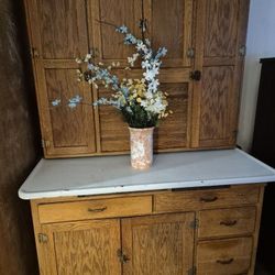 Hoosier Hutch $700 obo