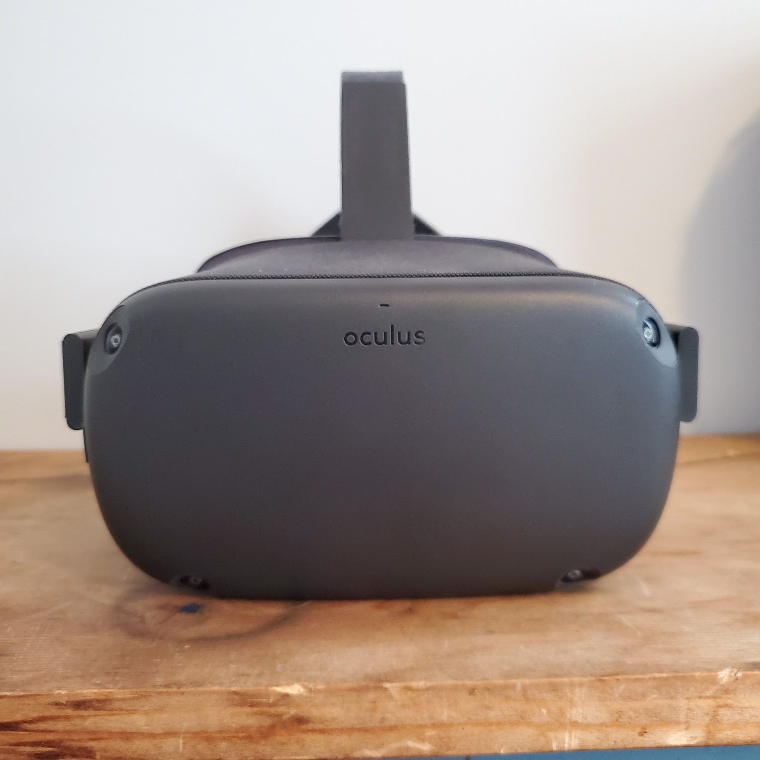 Oculus Quest 64GB (with Accessories)