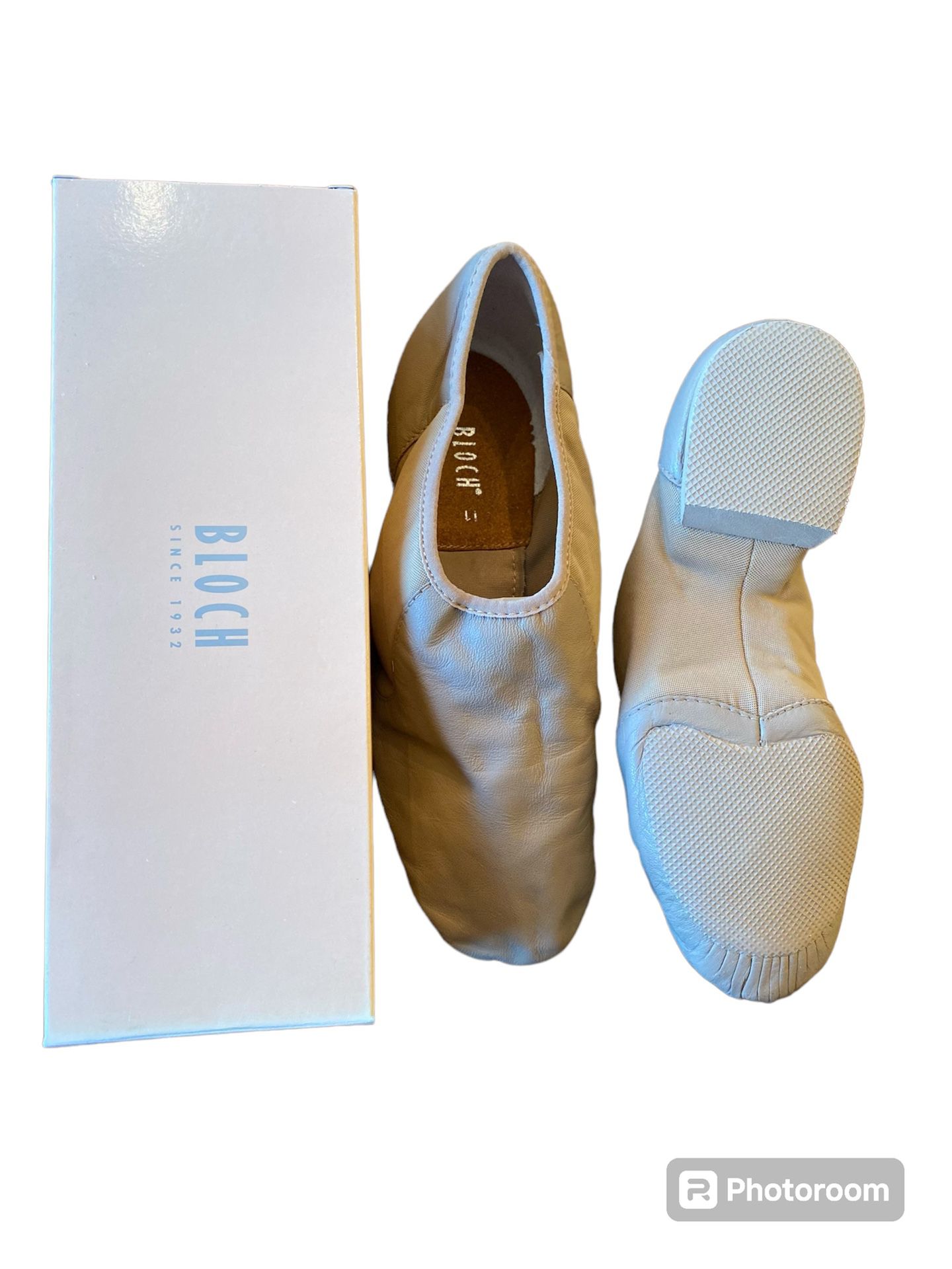 Bloch dance shoes
