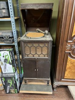 Chaney Talking Machine Co Old Record Player 