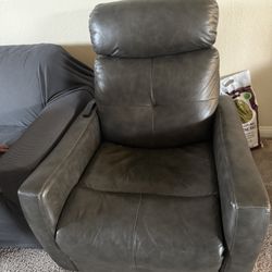 Recliner chair