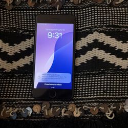 iPhone SE Unlocked