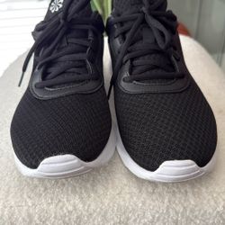 Mens Nike Tanjun Black White 2021 