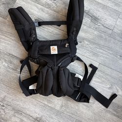 Ergobabay omni 360 carrier