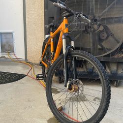 Diamondback Response Sport Mountain Bike 