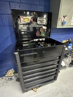 Us General Box With Magnets