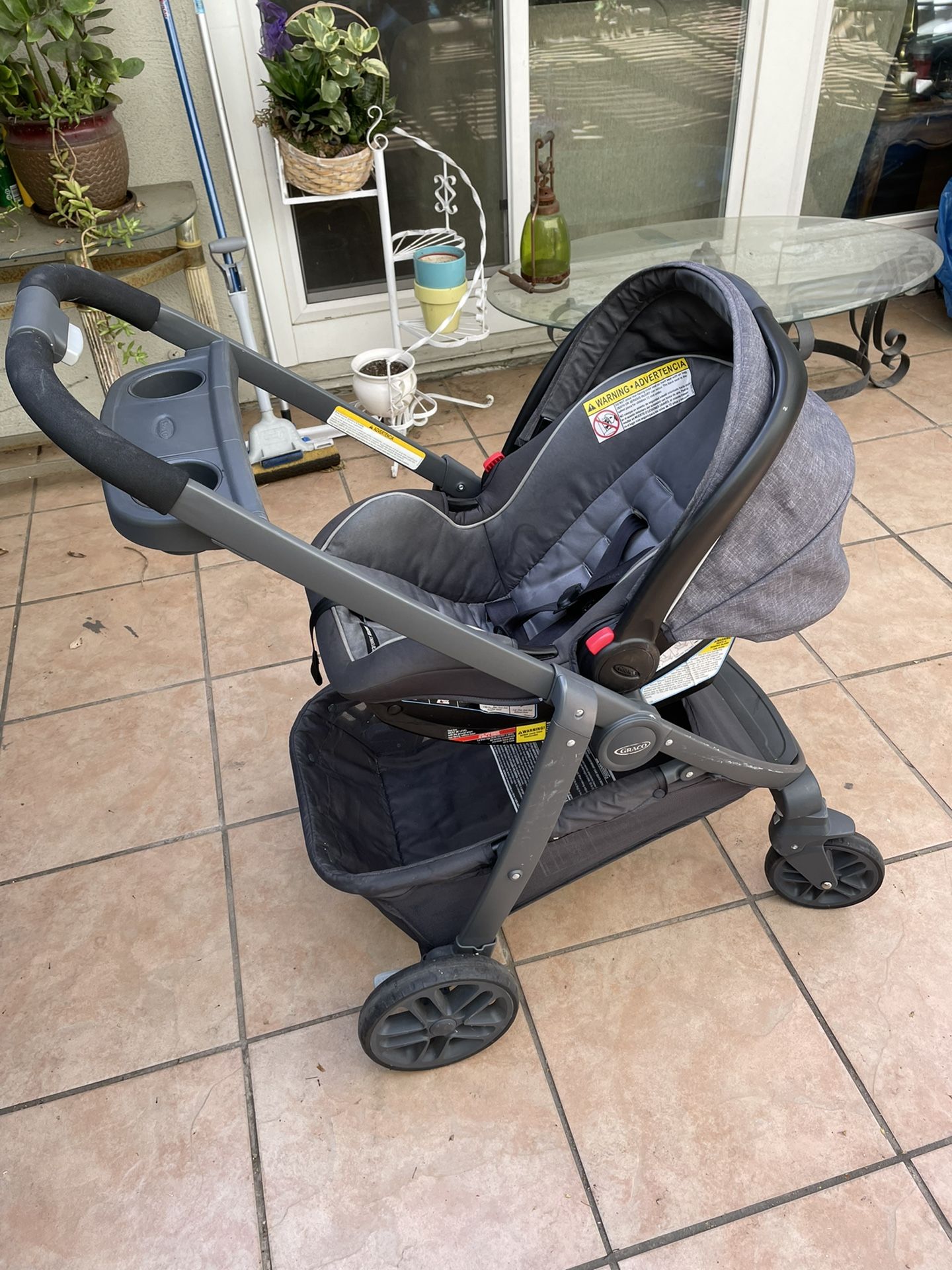 evenflo travel stroller Evenflo Pivot Modular Travel System with LiteMax Infant Car Seat Curacao