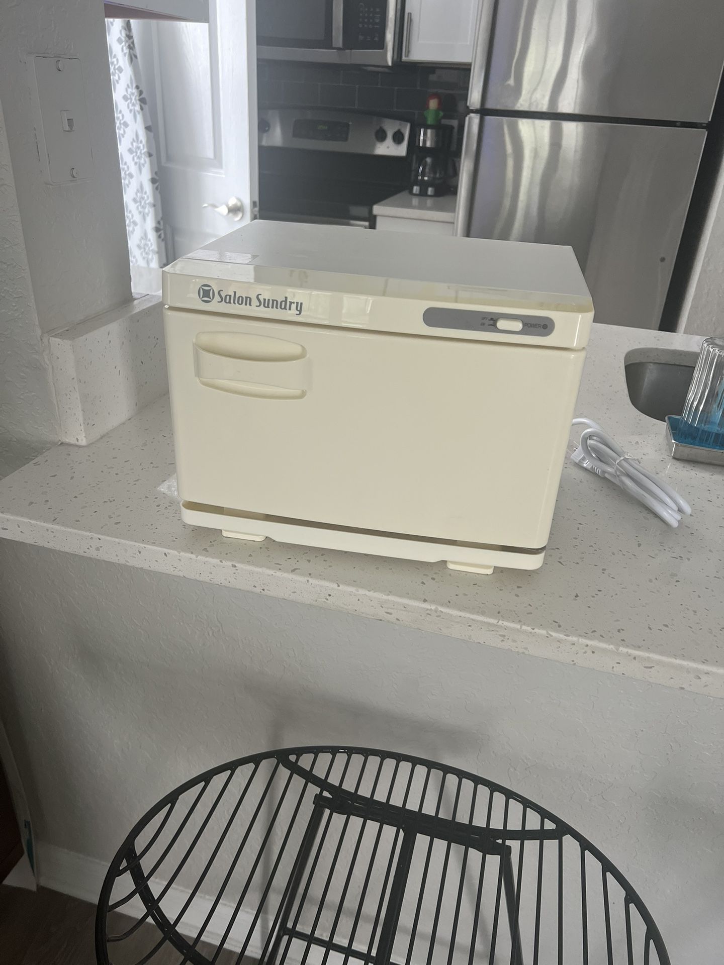 Salon Sundry Towel Warmer