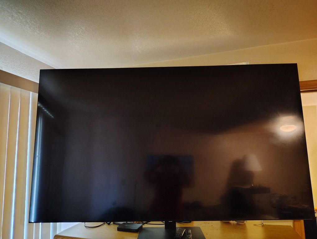 Samsung 85-in TV For Sale
