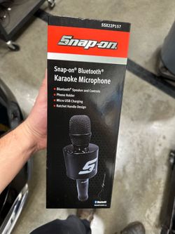 Snap On Karaoke Bluetooth Microphone Speaker