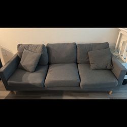 Free Couch 