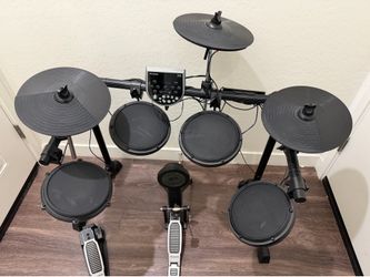 Alesis dm6 electric drum kit