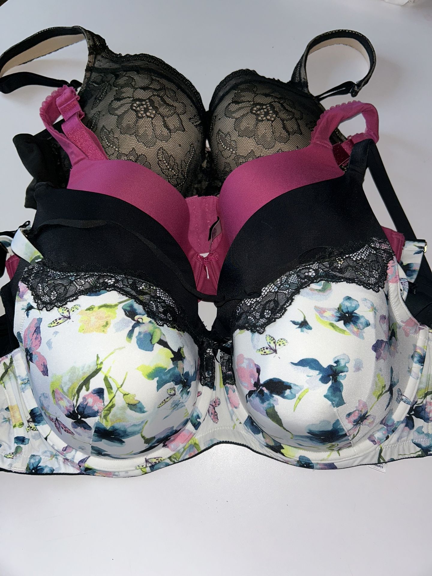 4 Bras Mixed Brands & Large Sizes