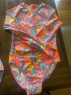 Girls swimsuits