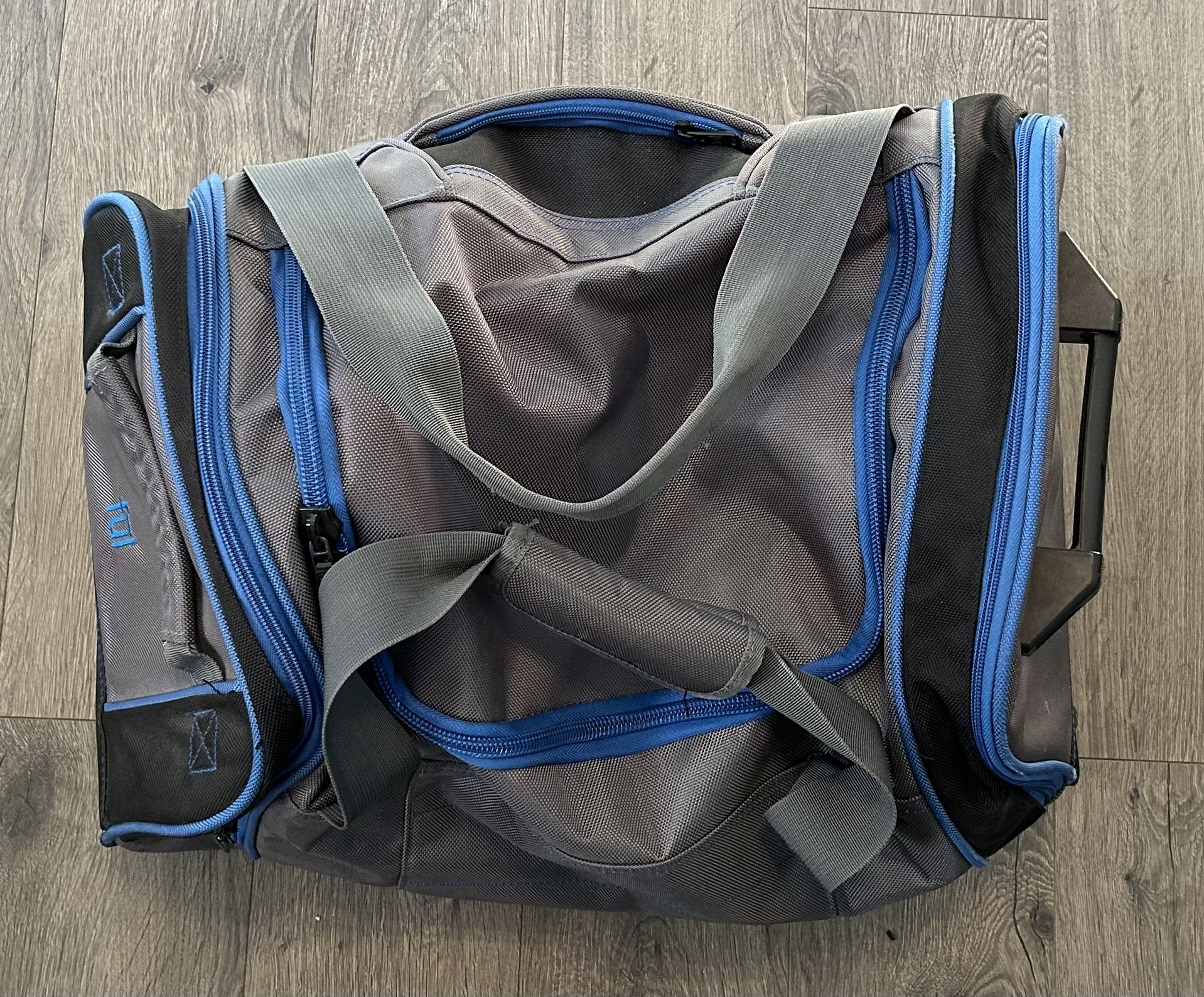 FUL Duffle Bag With Wheels
