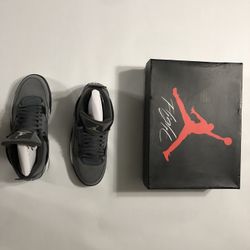 Air Jordan Retro 4 “Cool Grey”