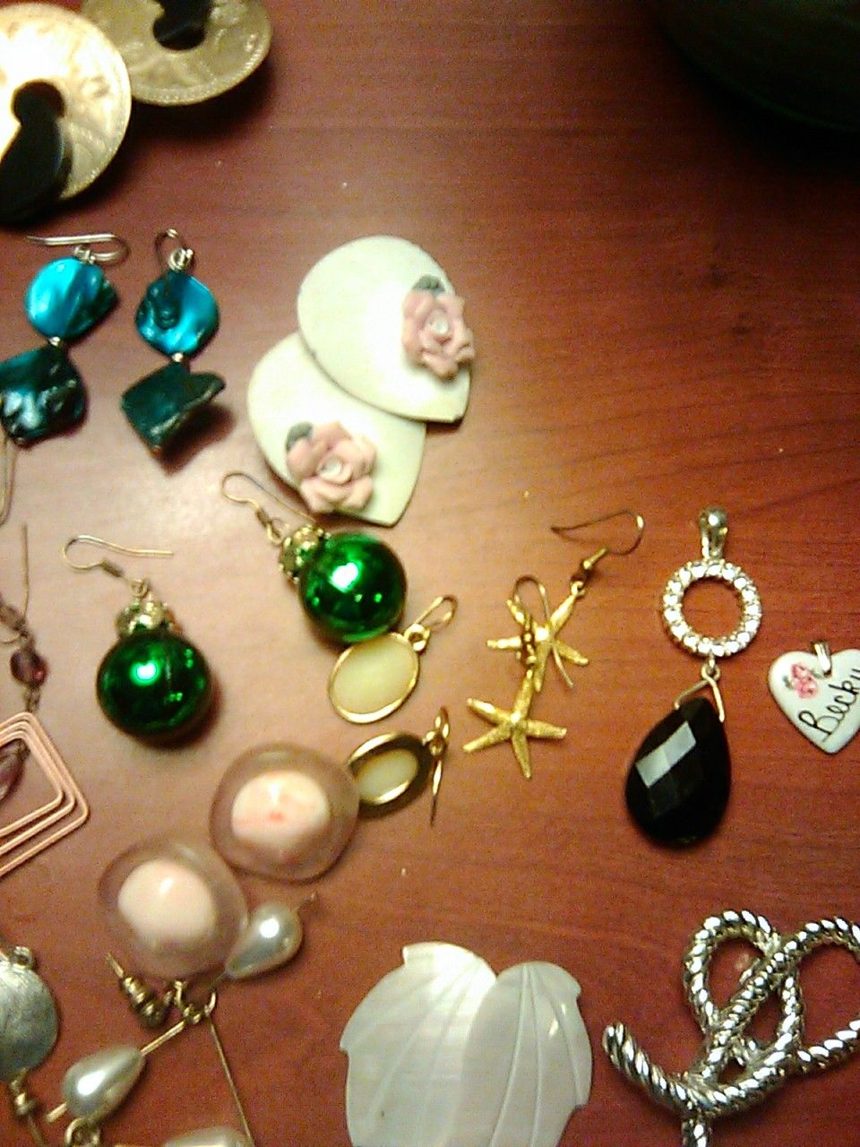 19 pairs earrings 2 pendants 3 pins