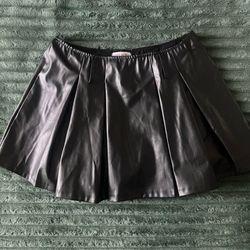 Faux Leather miniskirt with shorts