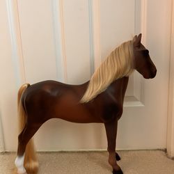 Dark brown horse that fits American Girl dolls