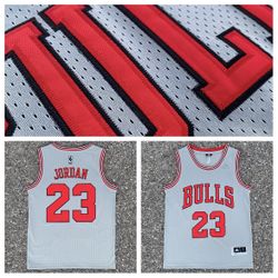 Bulls Jersey Michael Jordan RARE color way 