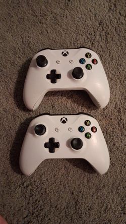 X box one controllers
