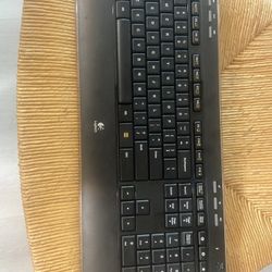 Logitech Wireless Keyboard K520