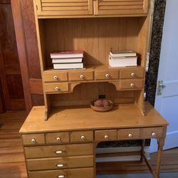 Good condition Hutch 