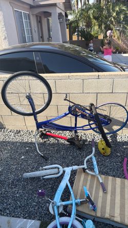Old school schwin bicycle