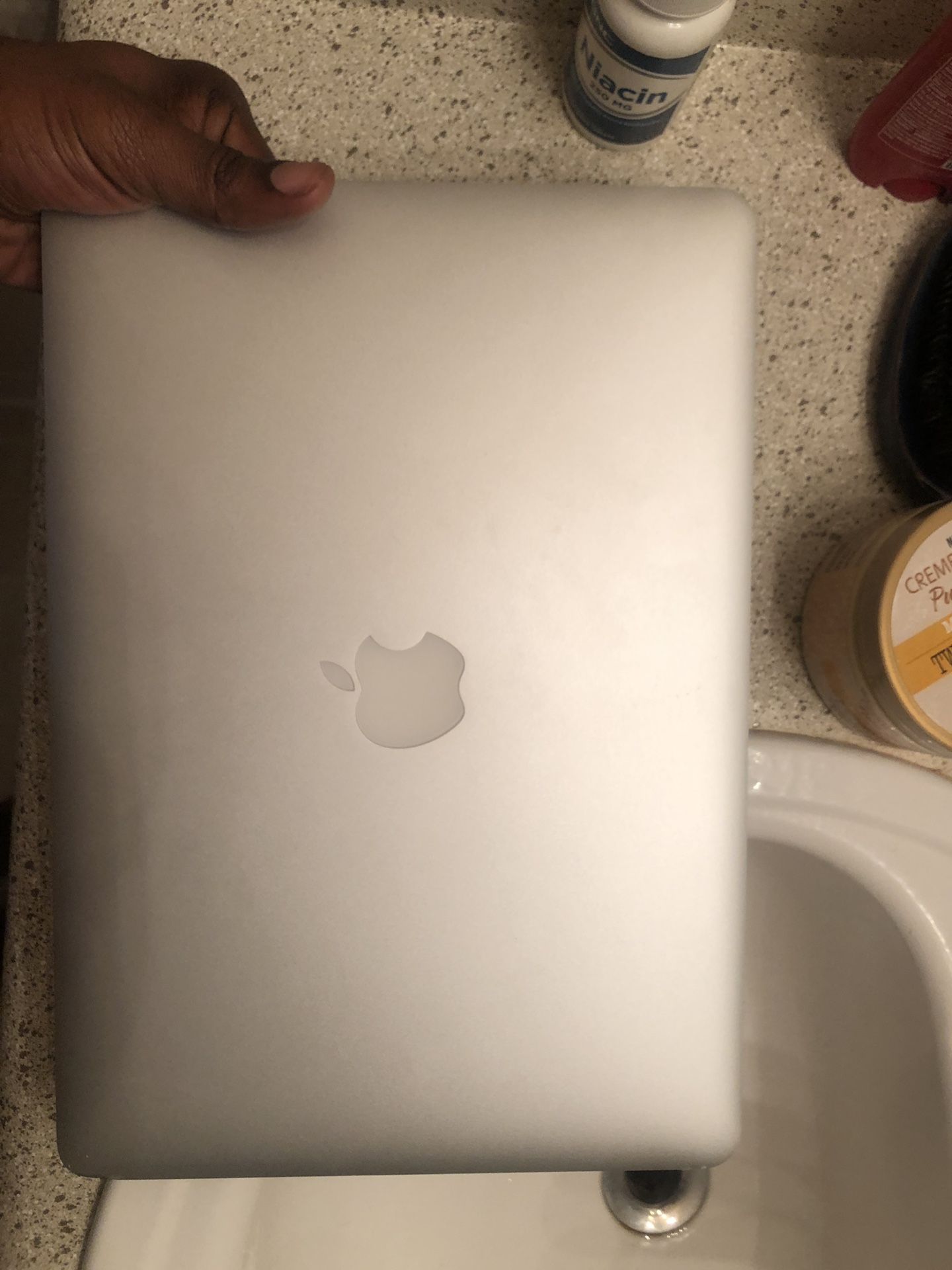 2017 MacBook Air (Legacy Model)