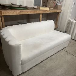 Sectional Couches 