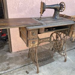 Antique Singer Sewing Machine 