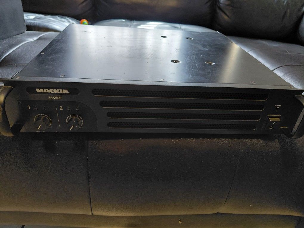 Mackie Amplifier FR 2500