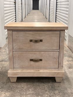 Real Oak Wood 2 Drawer Nightstand