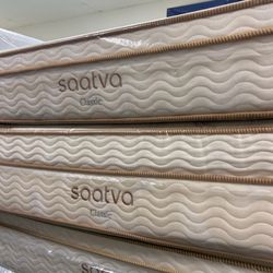 Queen Size Saatva Classic