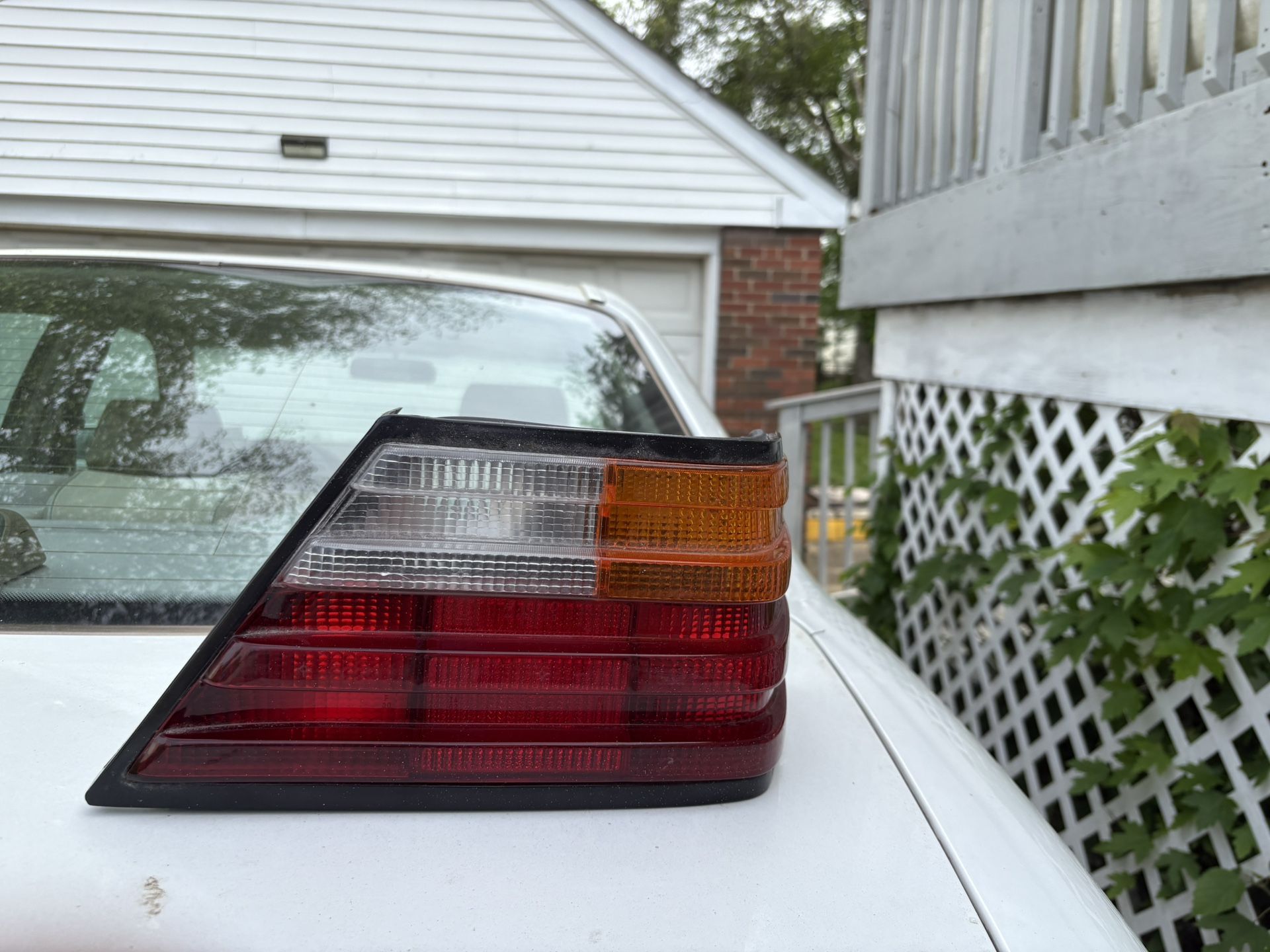 Mercedes Benz 124 C124 E Class Couple Rear Right Side RH Tail Light