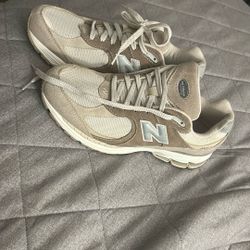 Men’s New Balance 2002R 
