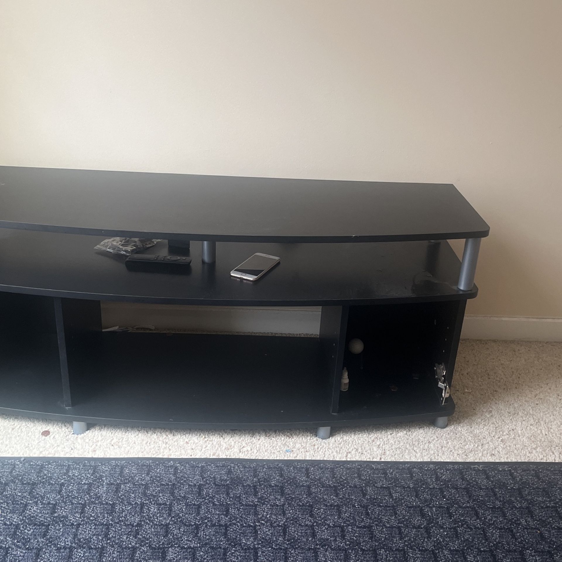 Free Tv Stand I Used For My 50inch Tv. Must Pick Up By Tommorow 