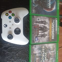 NEW XBOX SERIES X CONTROLLER AND 3 PRE-OWNED GREAT GAMES $65 FINAL PRICE SAME DAY SHIPPING 