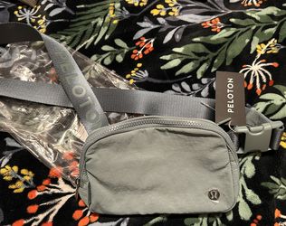 Lululemon Peloton Bag