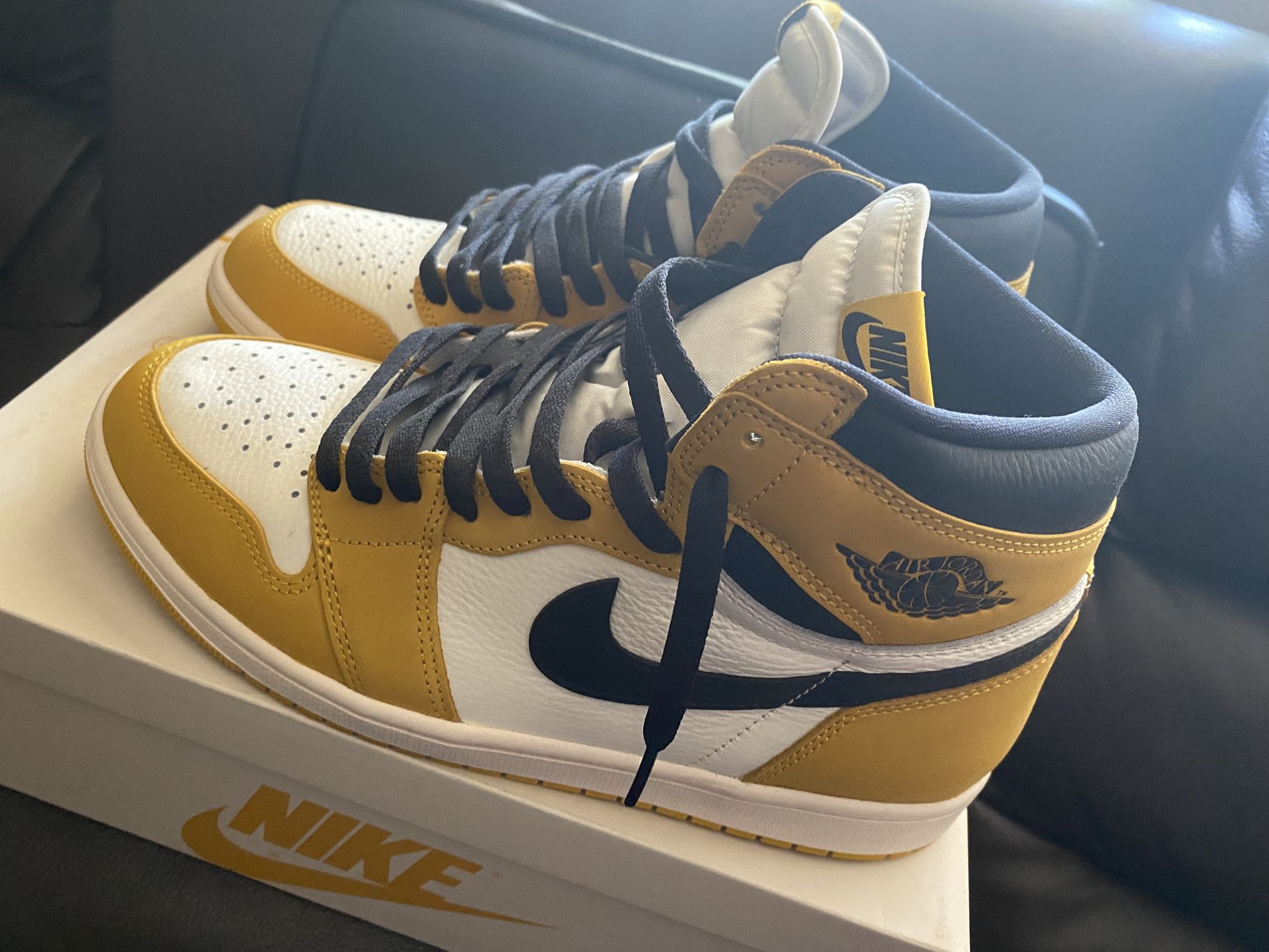 Air Jordan 1 High OG “Yellow Ochre “