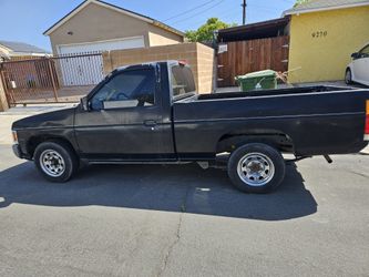 1995 Nissan 