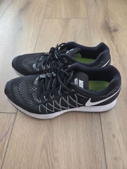 Mens Nike Zoom Pegasus 32 size 10